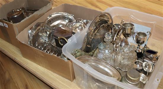 A large quantity of plated wares